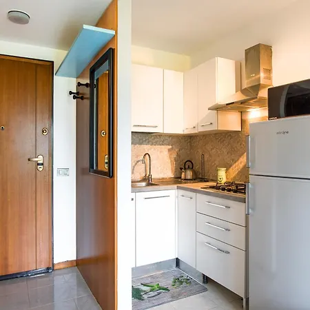 公寓 Guesthost - Homely Flat Near Fontivegge Station *