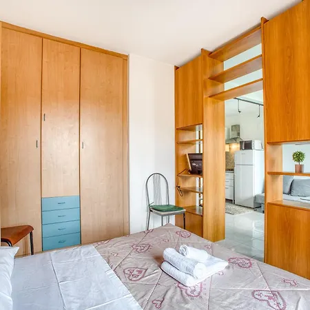 Guesthost - Homely Flat Near Fontivegge Station *