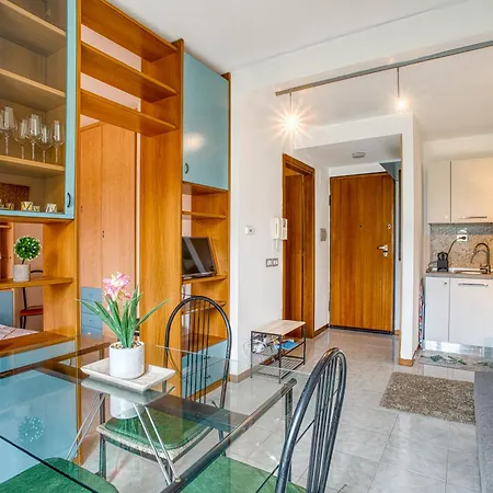 Guesthost - Homely Flat Near Fontivegge Station Apartament Perugia
