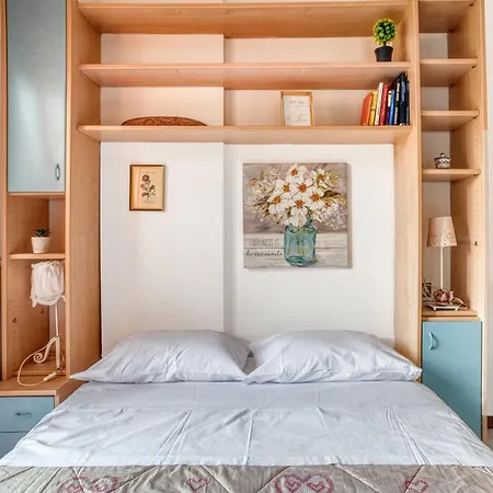 Guesthost - Homely Flat Near Fontivegge Station *